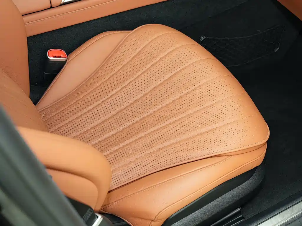 Mercedes-Benz S-Class 2025 — фото 11