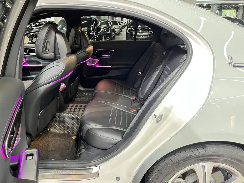 Mercedes-Benz C-Class 2022 — фото 6