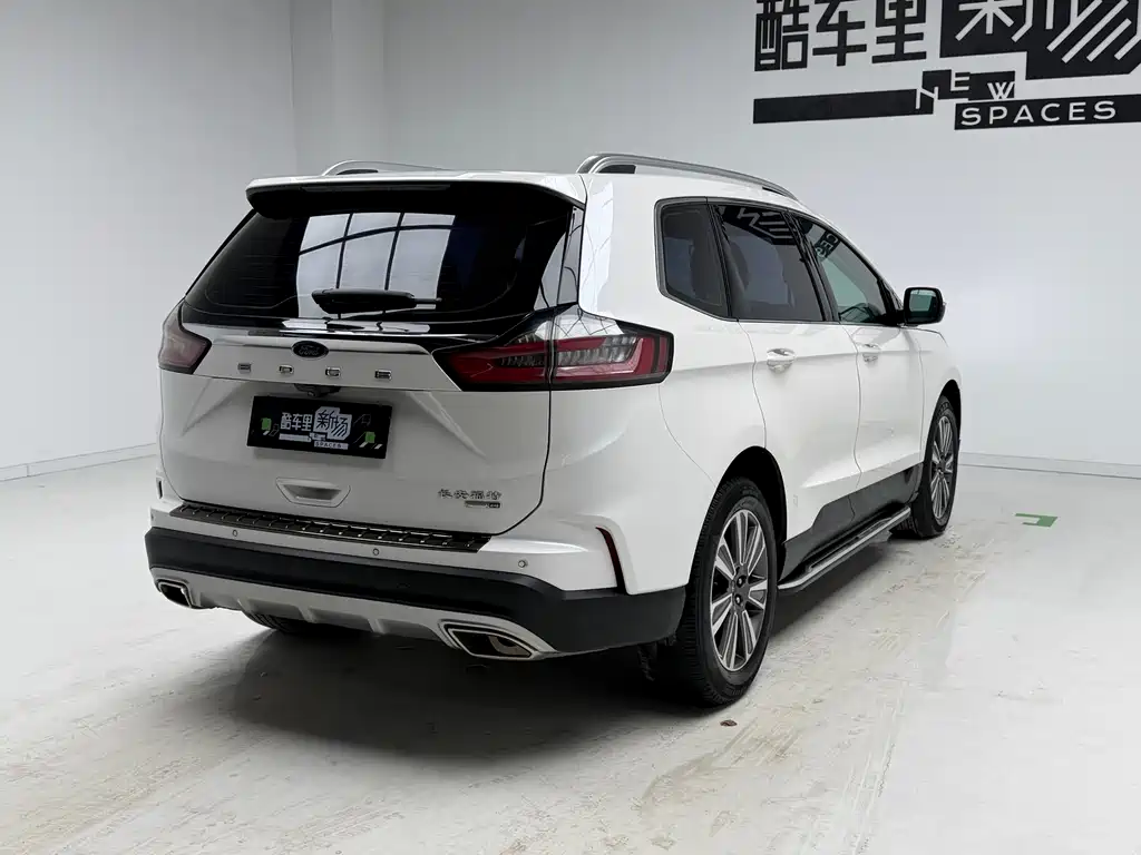Ford Edge 2021 — фото 4