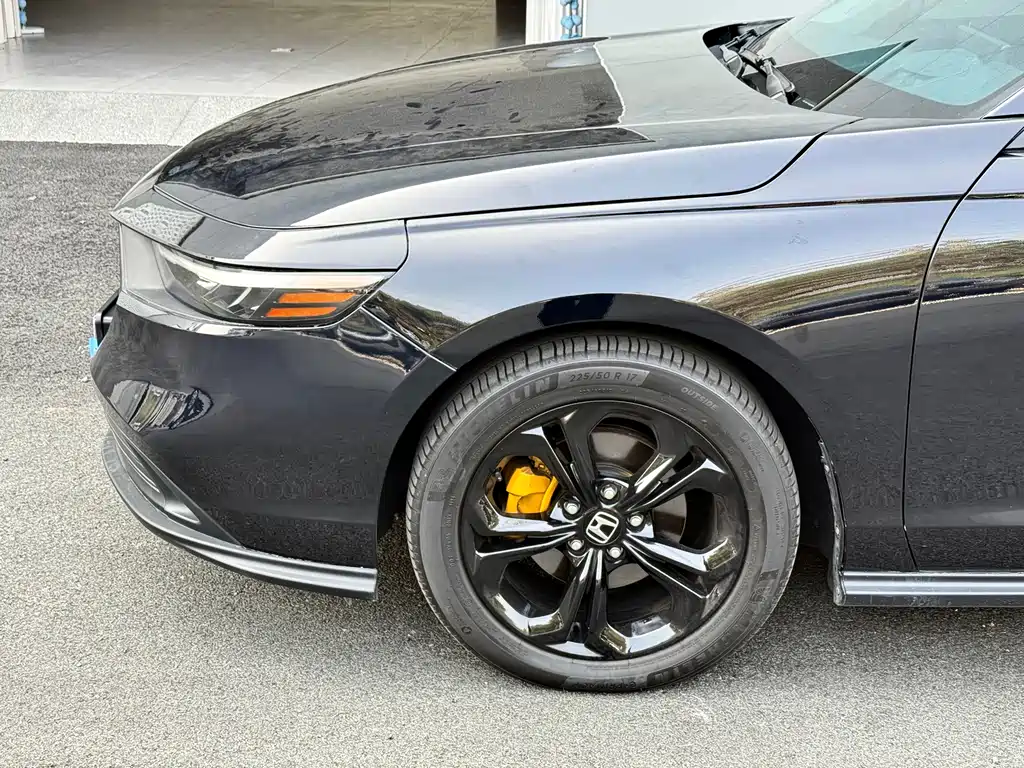 Honda Accord 2024 — фото 16