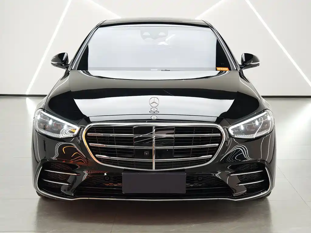Mercedes-Benz S-Class 2025 — фото 3