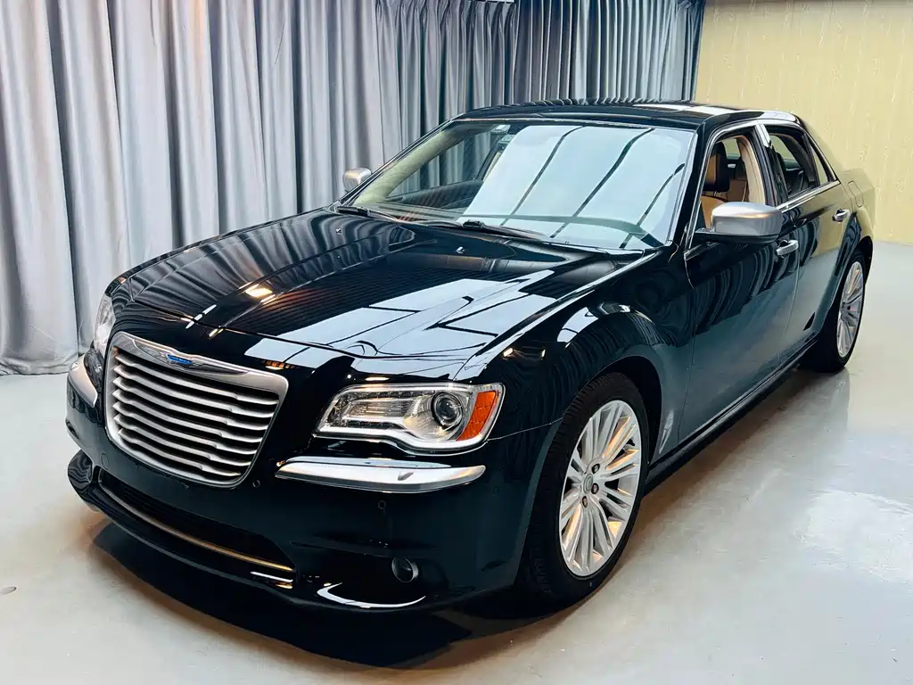 Chrysler 300C 2013