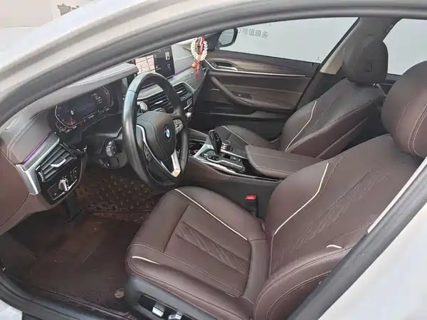 BMW 5 Series 2024