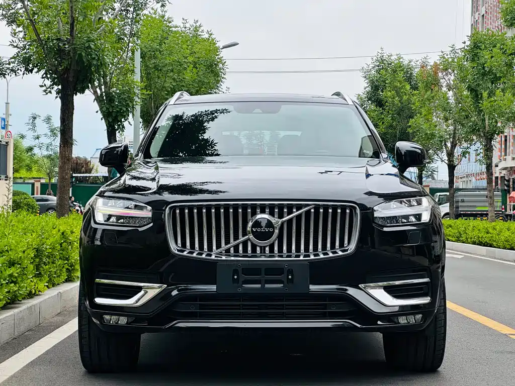 Volvo XC90 2019 — фото 2