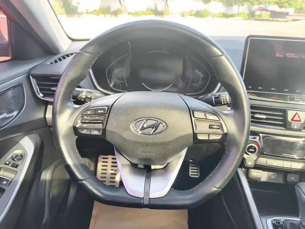 Hyundai Fista 2018 — фото 15