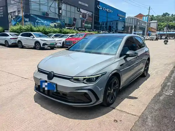 Volkswagen Golf 2022