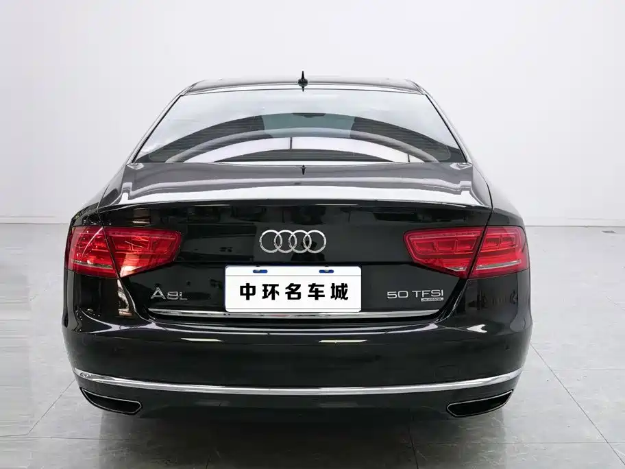 Audi A8 2014 — фото 16