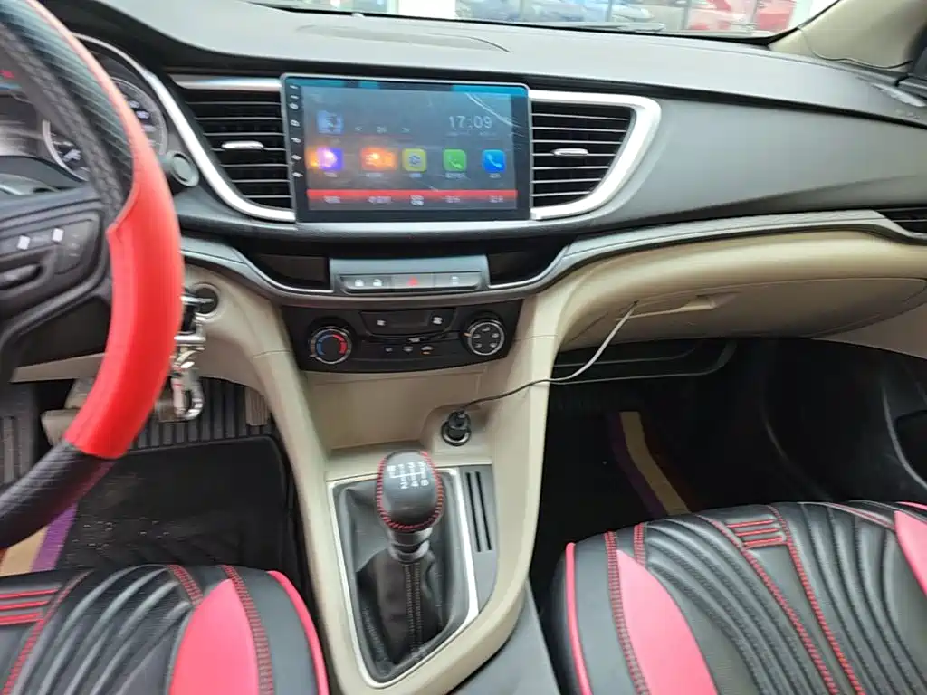 Buick Excelle 2018 — фото 13