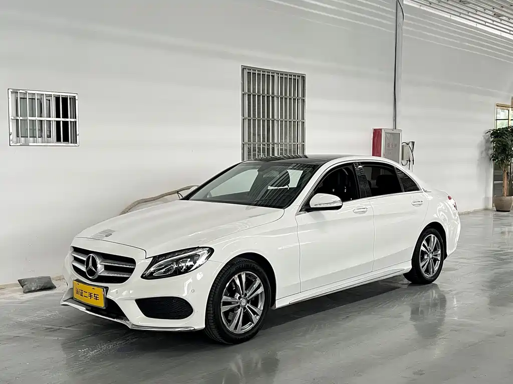 Mercedes-Benz C-Class 2017 — фото 1