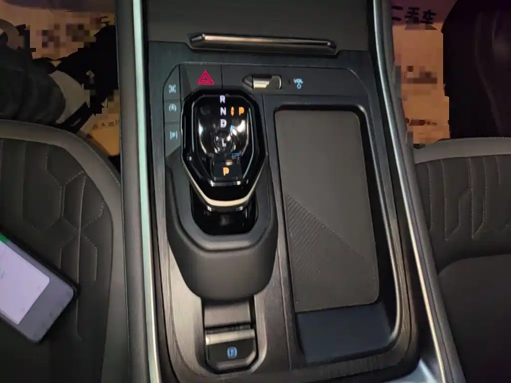 Ford Edge 2023 — фото 14