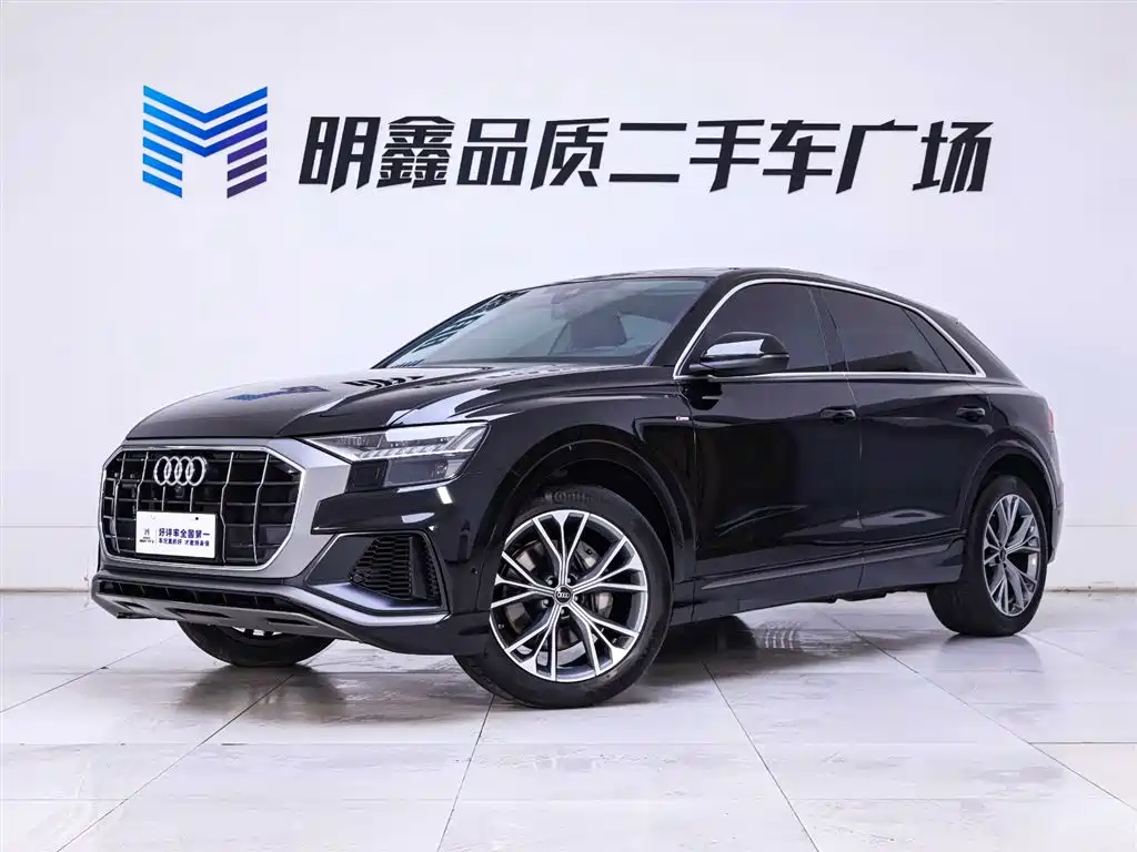 Audi Q8 2023 — фото 2