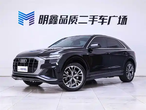 Audi Q8 2022