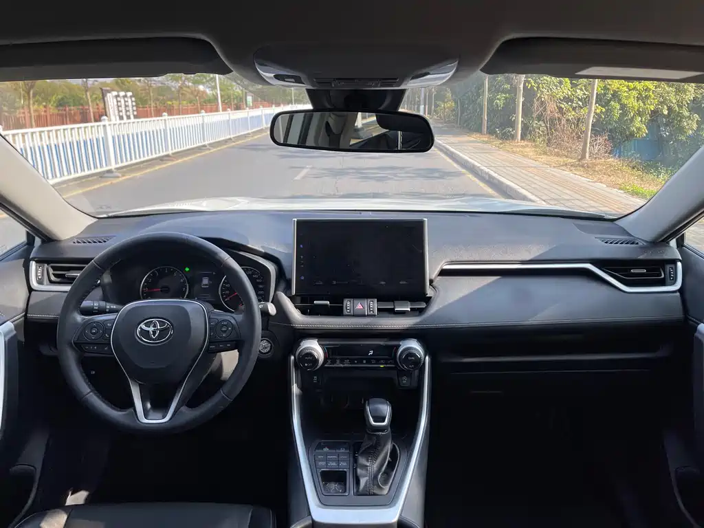 Toyota Wildlander 2022 — фото 17