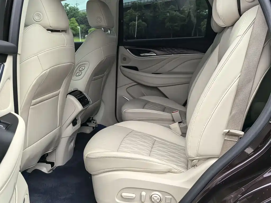 Buick Enclave 2020 — фото 10