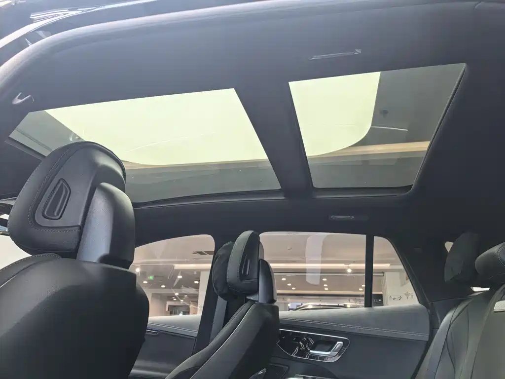 Mercedes-Benz EQE SUV 2025 — фото 10