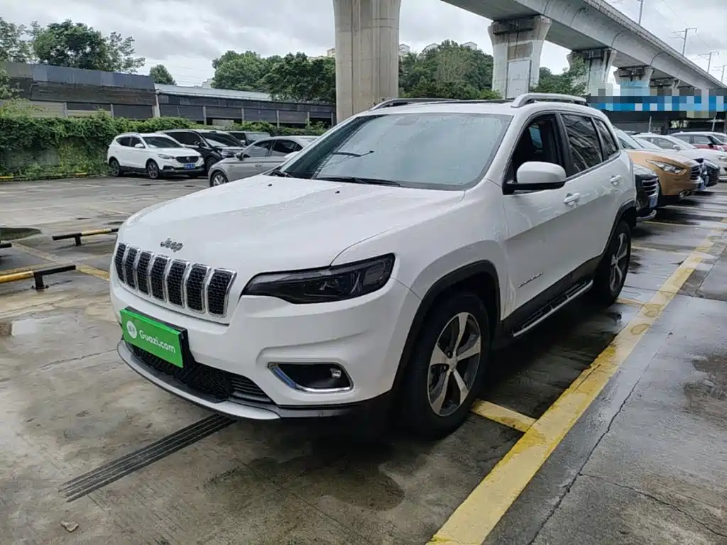 Jeep Cherokee 2021