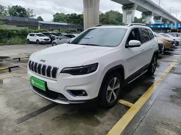 Jeep Cherokee 2021