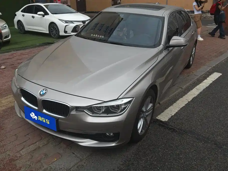 BMW 3 Series 2017 — фото 1