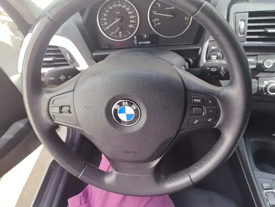 BMW 1 Series 2014 — фото 15