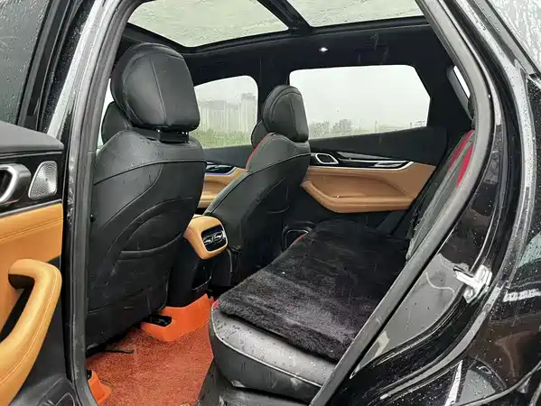 Geely Boyue L 2026