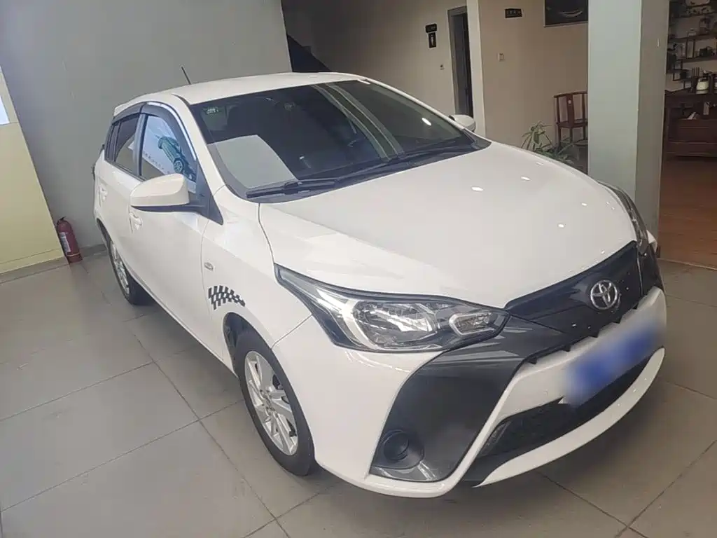 Toyota Yaris L 2019