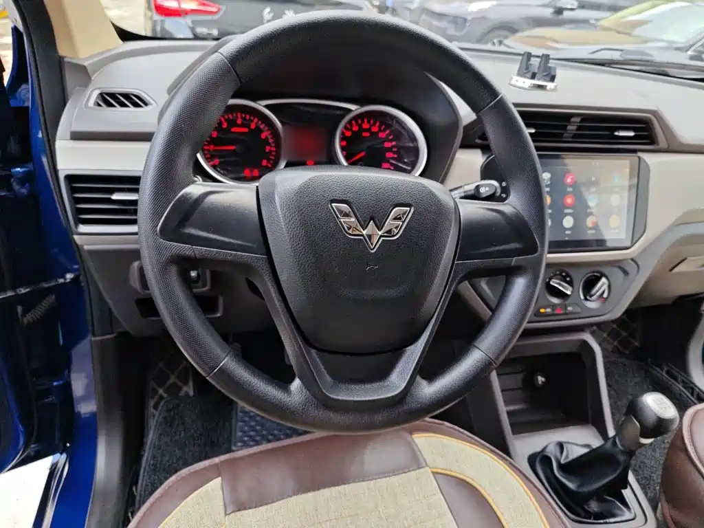 Wuling Hongguang 2019