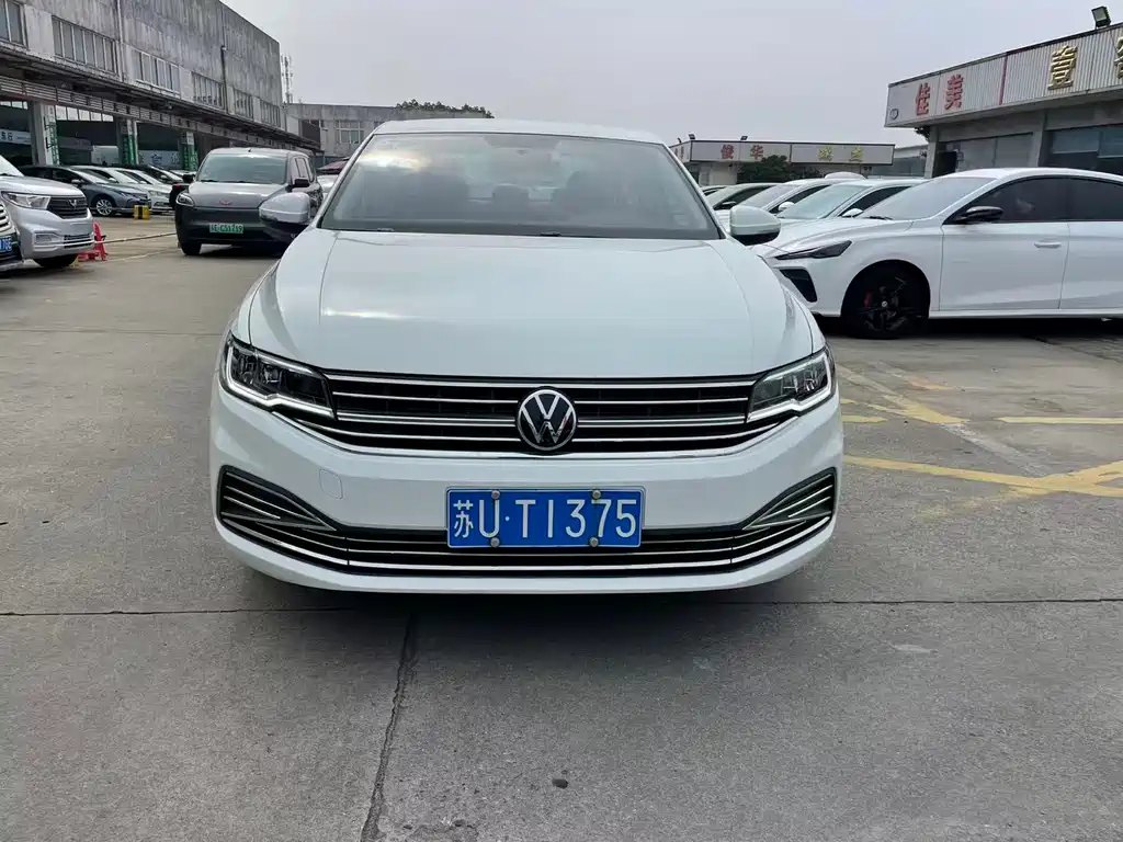 Volkswagen Bora 2021