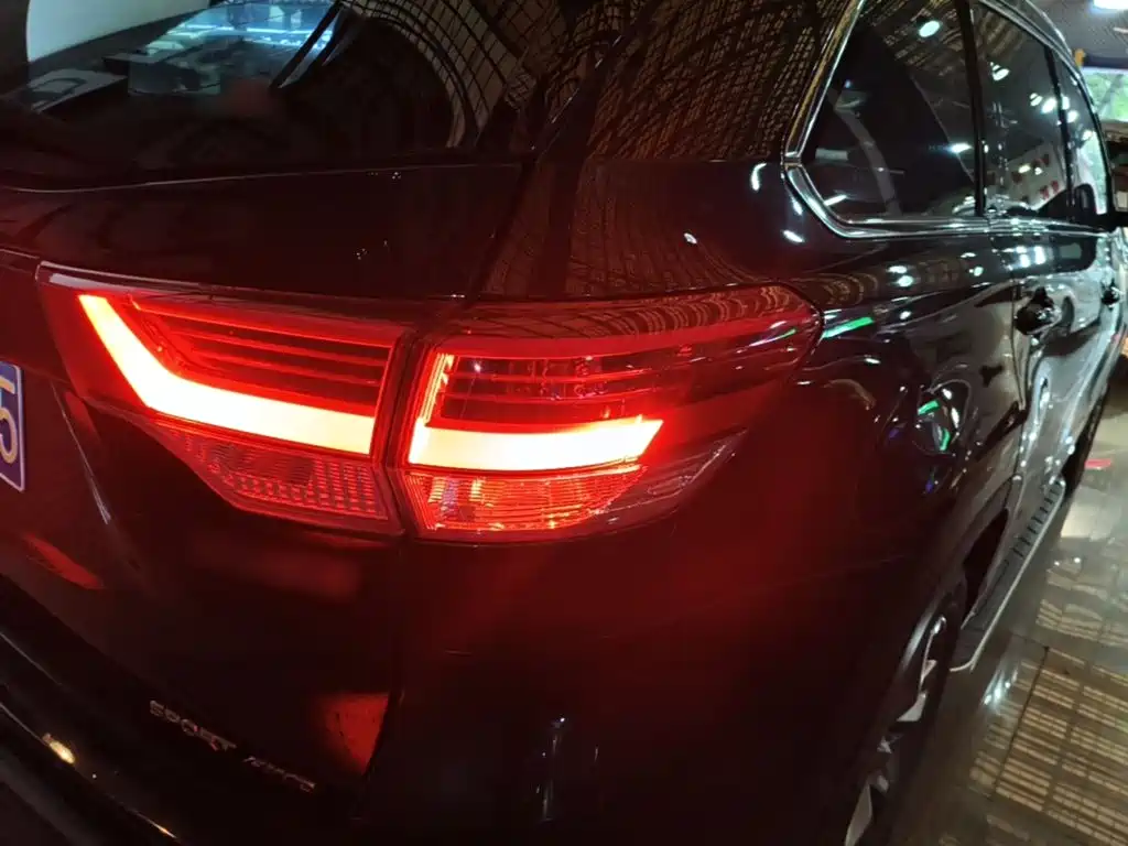 Toyota Highlander 2019 — фото 24