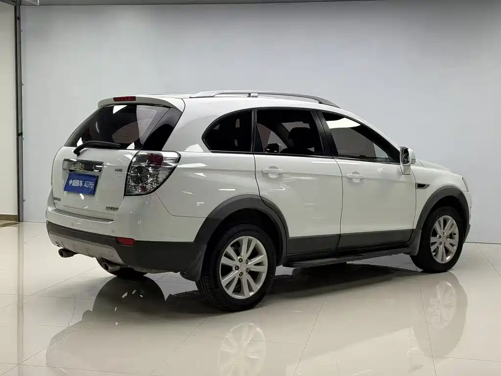 Chevrolet Captiva 2014 — фото 12