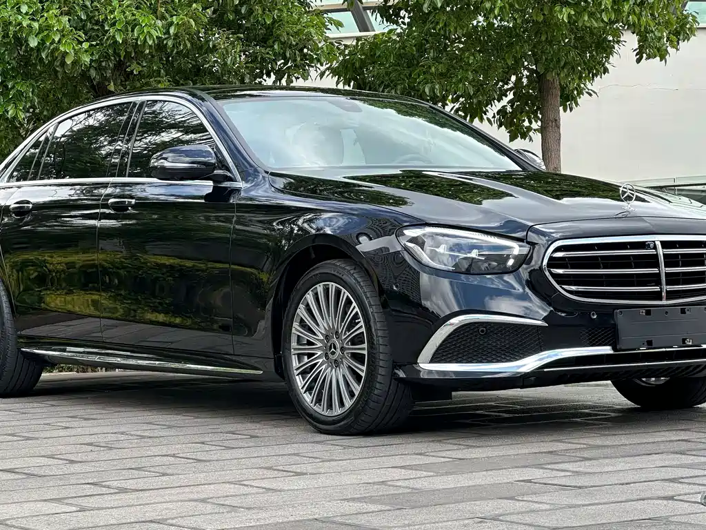 Mercedes-Benz E-Class 2021 — фото 3