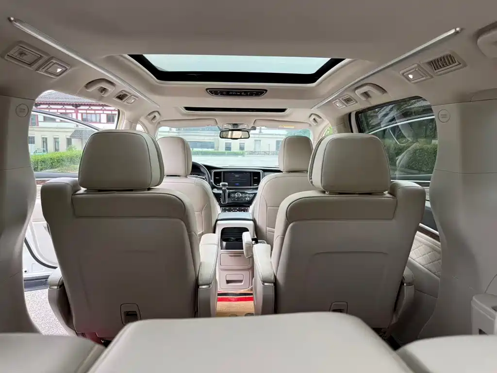 GAC Motor Trumpchi M8 2018 — фото 10