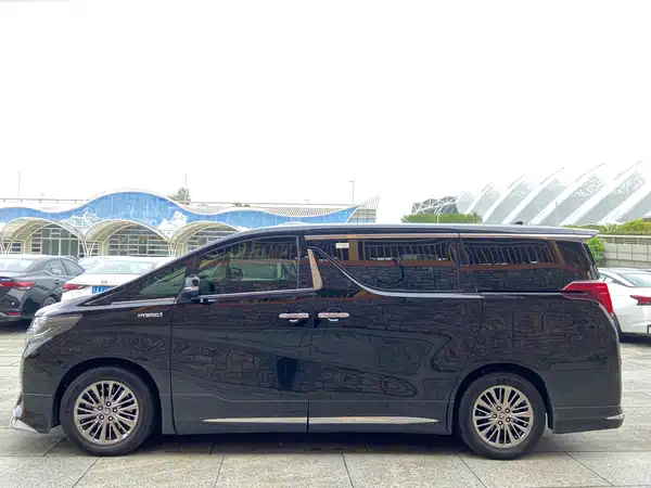 Toyota Alphard 2021