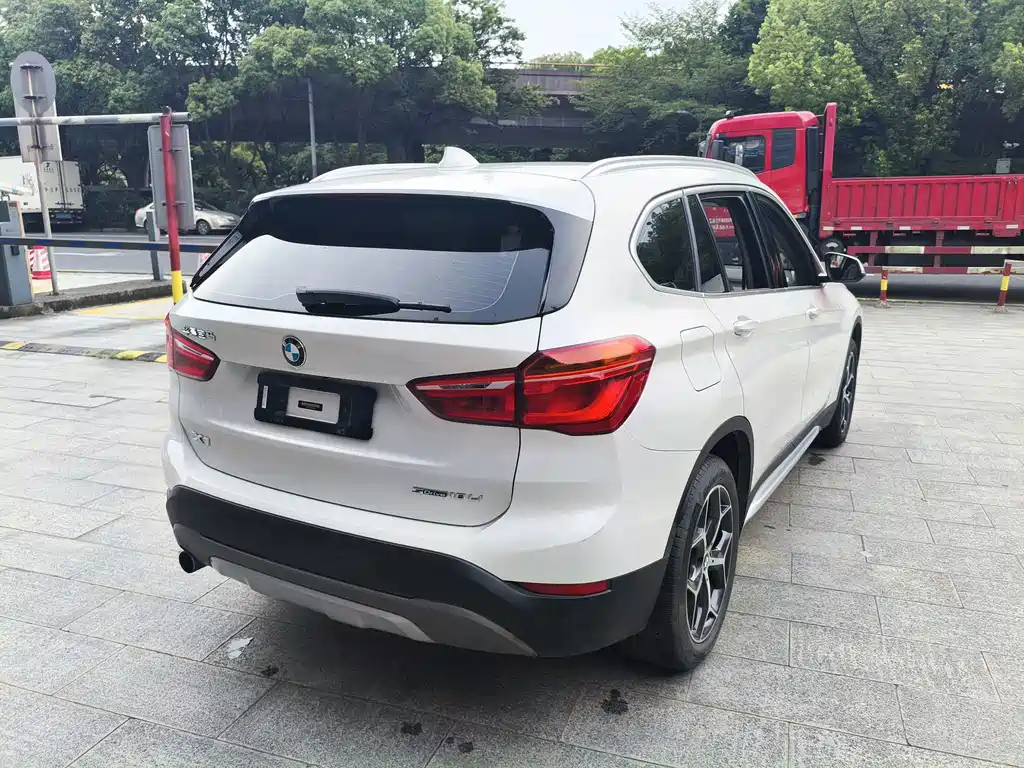 BMW X1 2019 — фото 10