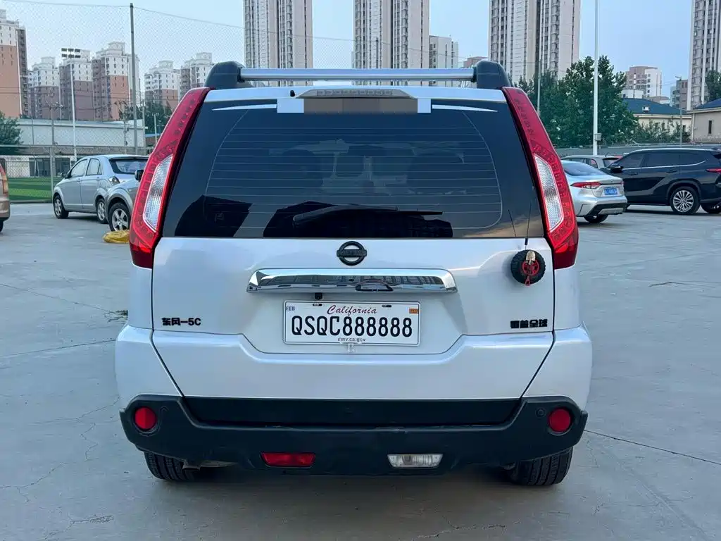 Nissan X-Trail 2012