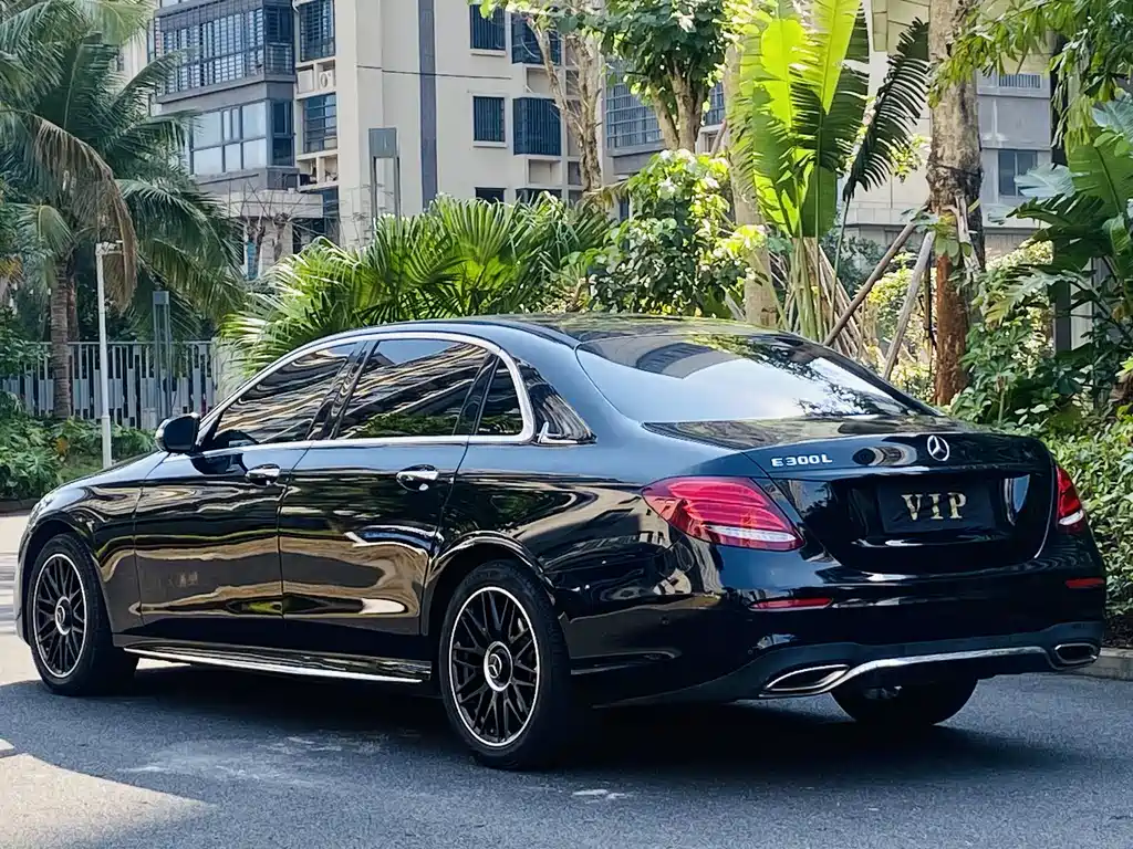 Mercedes-Benz E-Class 2019 — фото 7