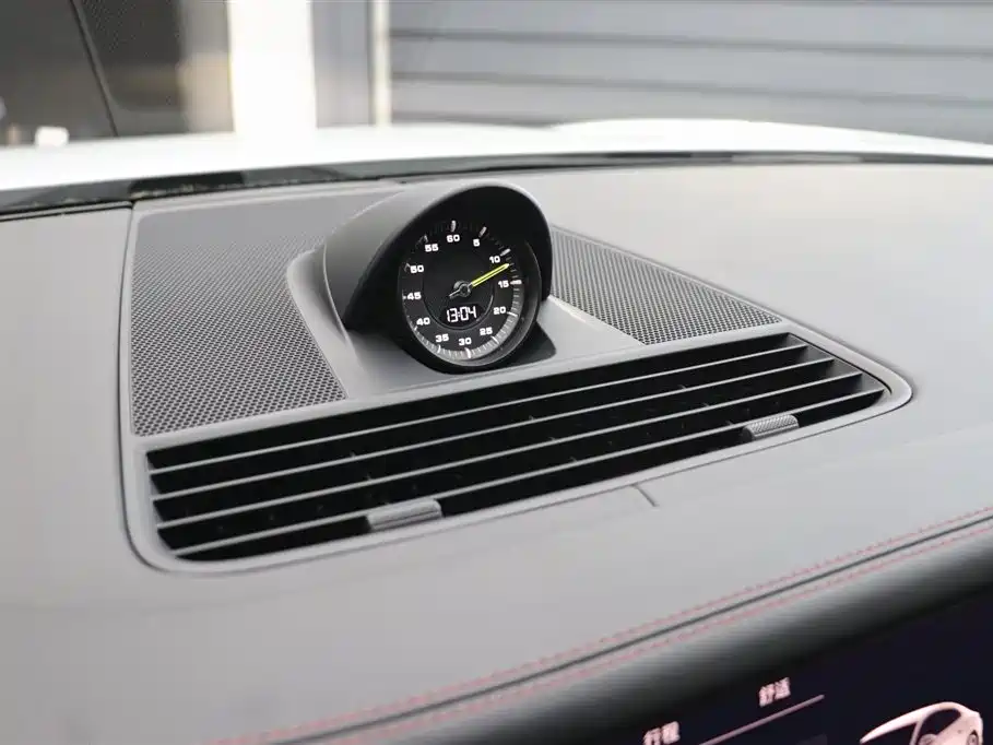 Porsche Panamera Hybrid 2023 — фото 36
