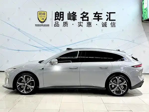NIO ET5T 2024