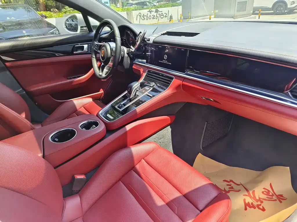 Porsche Panamera 2020 — фото 12