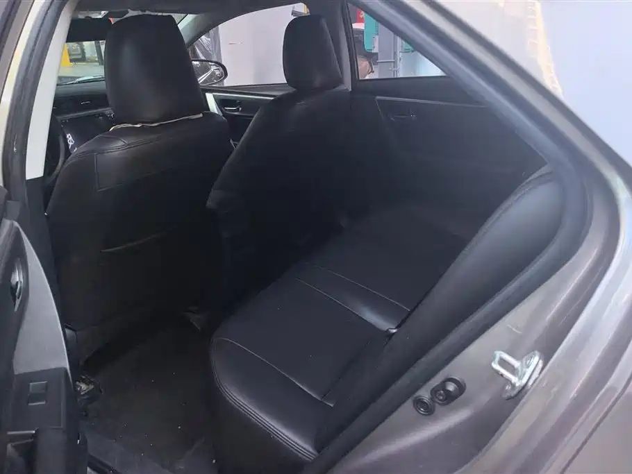 Toyota Corolla 2017 — фото 11