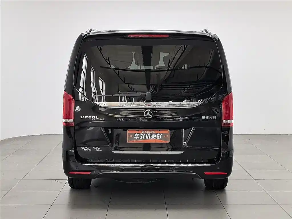 Mercedes-Benz V-Class 2022 — фото 4