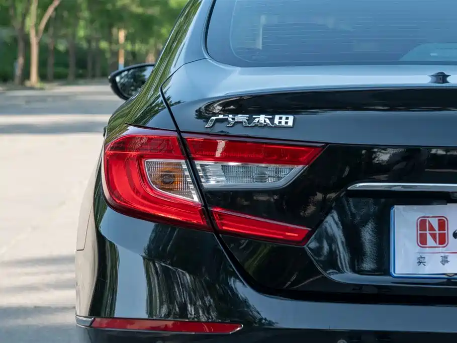 Honda Accord 2020 — фото 16