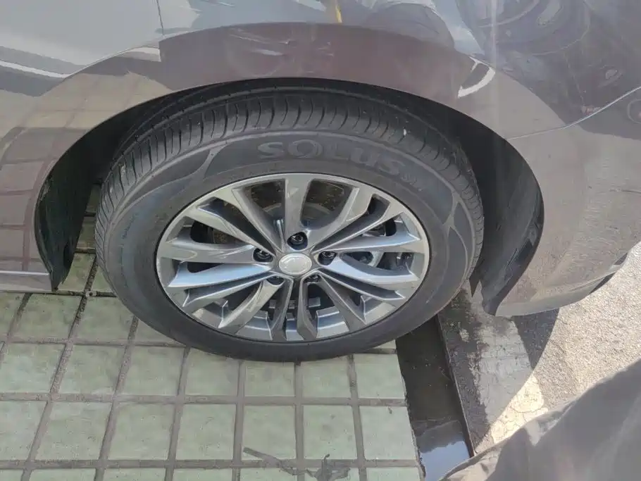 MG MG5 2024