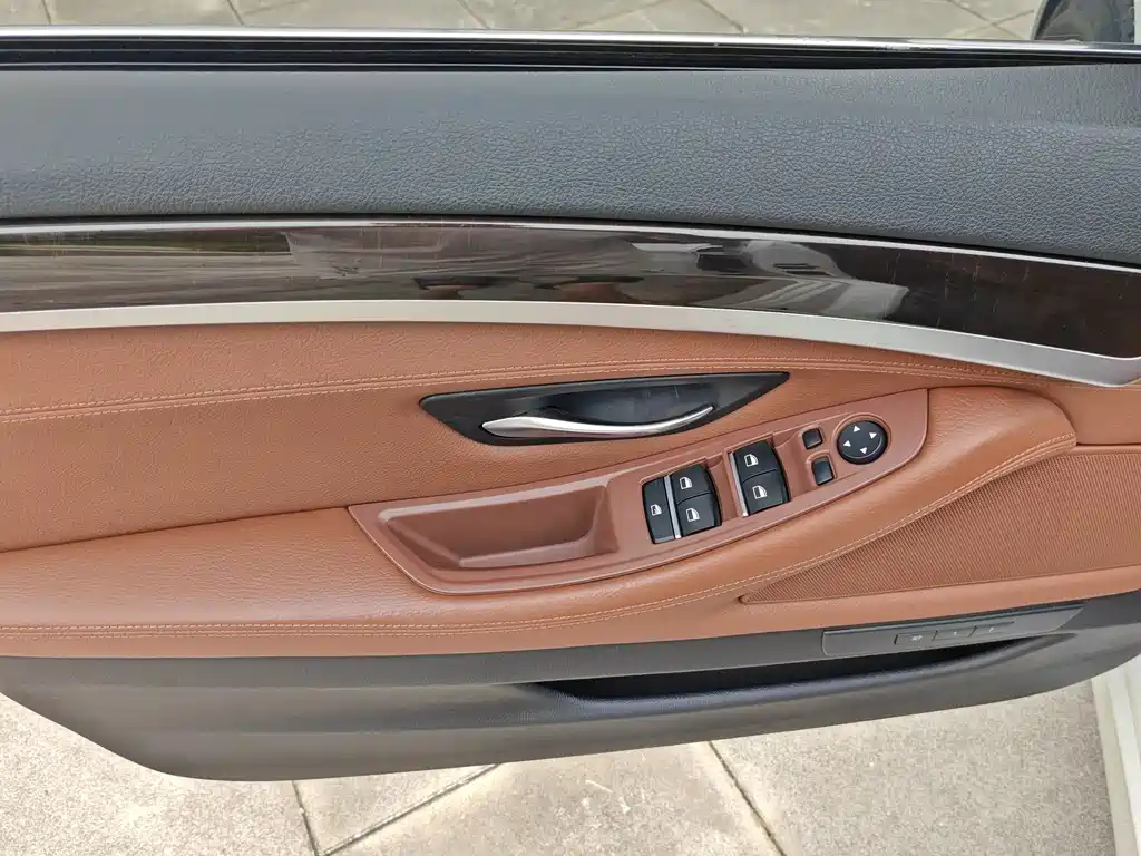 BMW 5 Series 2015