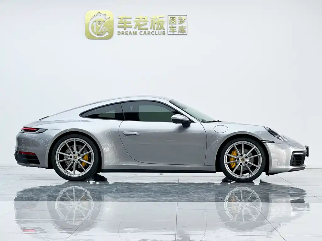 Porsche 911 2023 — фото 7