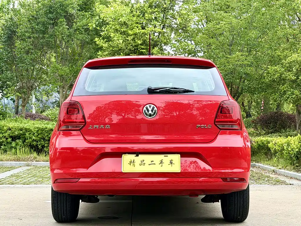 Volkswagen Polo 2016 — фото 14