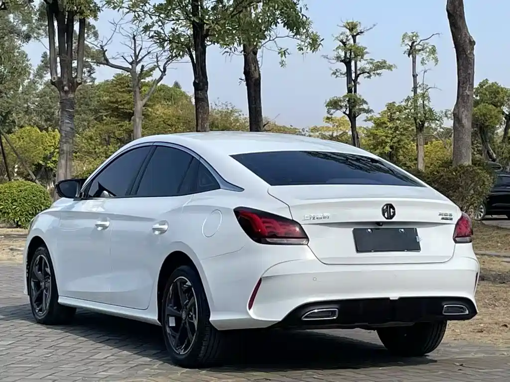 MG MG5 2021