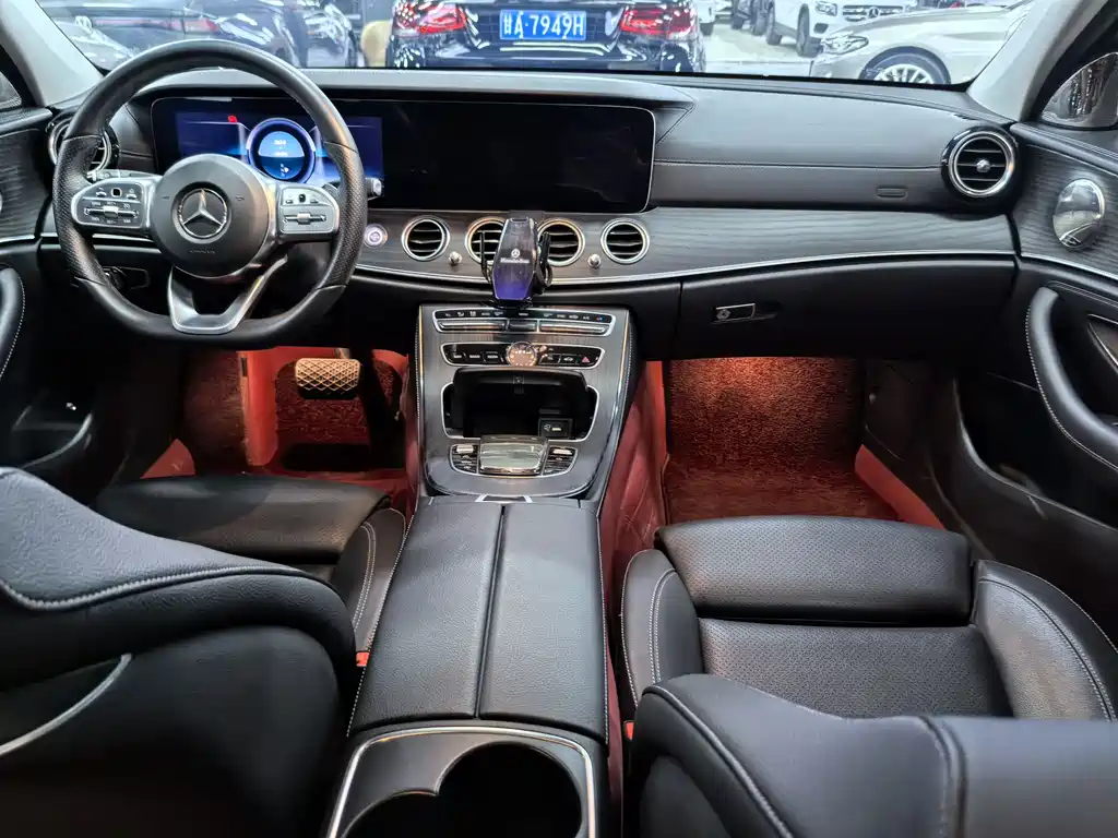 Mercedes-Benz E-Class 2020 — фото 8