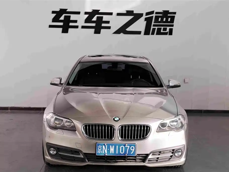 BMW 5 Series 2016 — фото 3