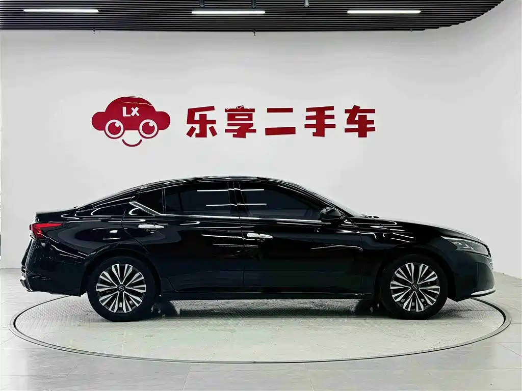 Nissan Teana 2024