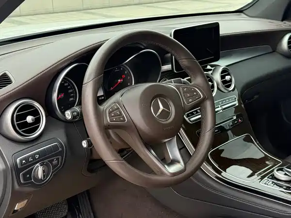 Mercedes-Benz GLC 2017